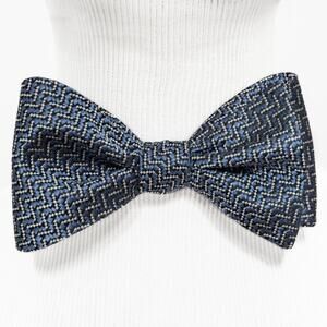 Daniel Cremieux Blue Geometric Weave Design 100% Silk Self Tie Bow Tie